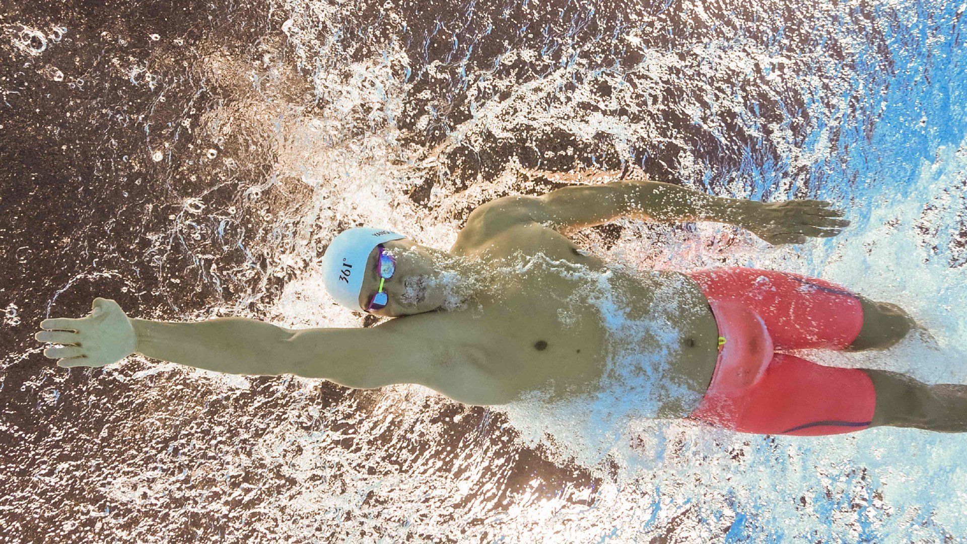 开云体育首页-斯洛特：球队表现超出预期，目标是欧冠，斯特洛尔